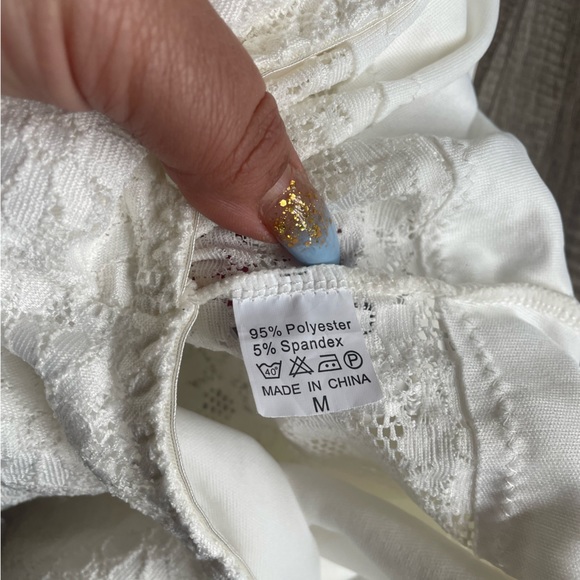 Lace Floral Bodysuit White Medium - Picture 2 of 3